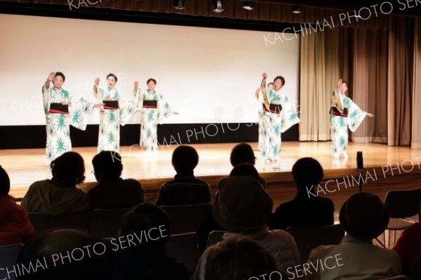 ７団体６０人が熱演　広尾町芸術祭