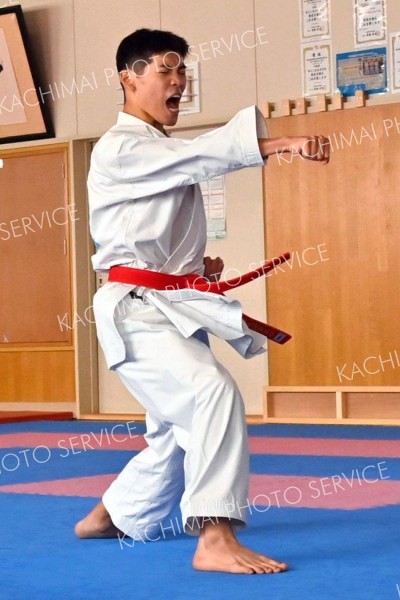 男子個人戦形決勝