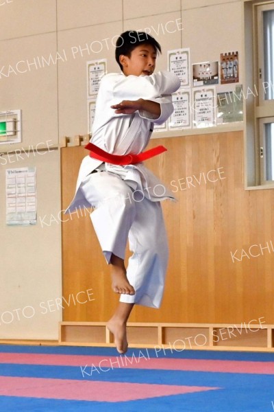 男子個人戦形決勝