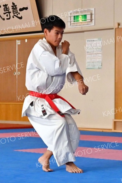 男子個人戦形決勝