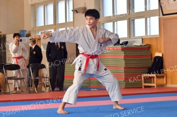 男子個人戦形予選