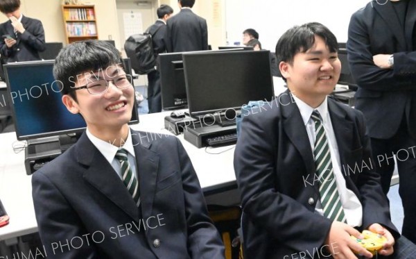 ペアで出場した