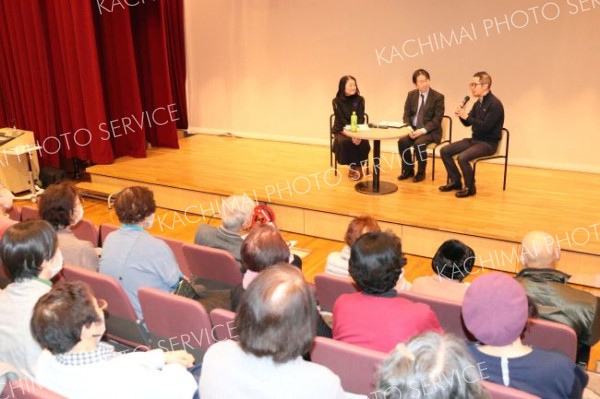 認知症患者への対応方法などを学んだ講演会