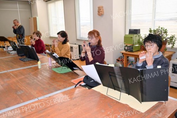 池田オカリナ会、６日に１０周年コンサート 4