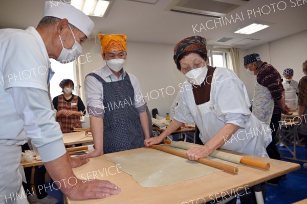 そば打ちで家族介護のリフレッシュ～こぼれ話