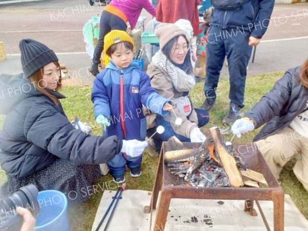 五感を使って癒やし体験　本別で「ぎりぎり秋まつり」