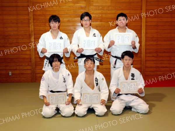 個人戦各級優勝者。