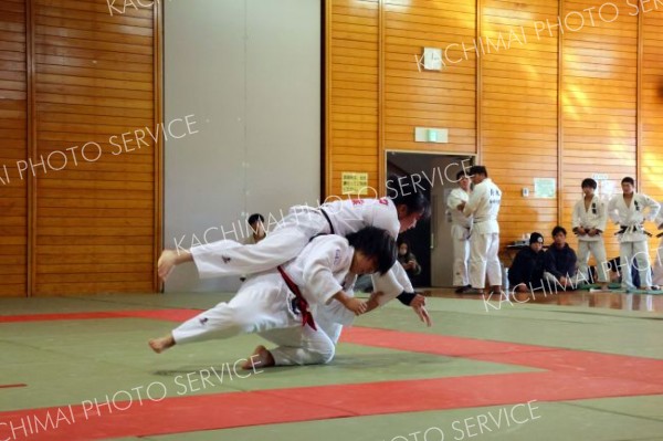 女子個人戦を制した帯大谷