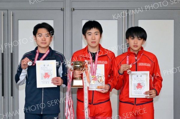 総合男子を制した白樺学園