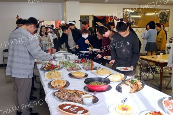 学生考案メニューで一足早くクリスマス　帯広調理師専門学校～こぼれ話