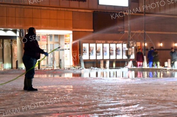 駅北広場リンク２６日オープンへ造成始まる　開催時間延長、ライトアップも