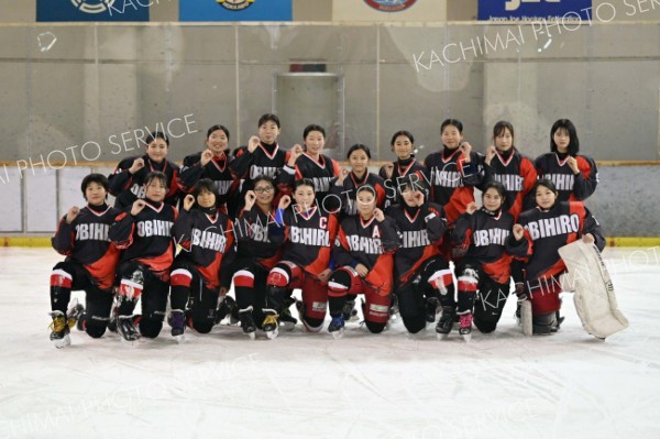 帯広選抜は準Ｖ　アイスホッケー全道選抜中学生女子大会