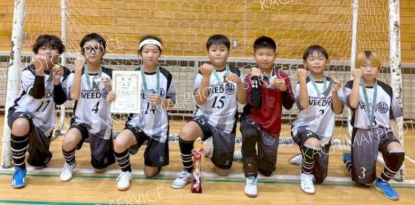 Ｕ―１０午前の部優勝の札南ＷＥＥＤ