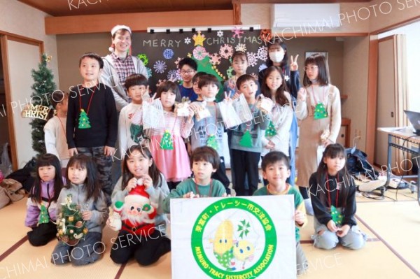 ＡＬＴの先生とアメリカのクリスマスに親しむ　芽室でイベント