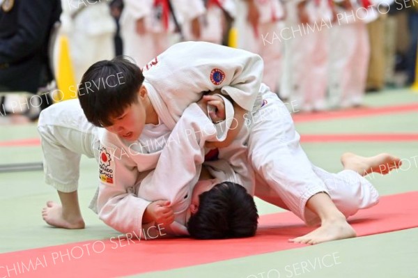 西山道場が小学高学年初制覇、中学もＶ　小学低学年は帯広少Ａ