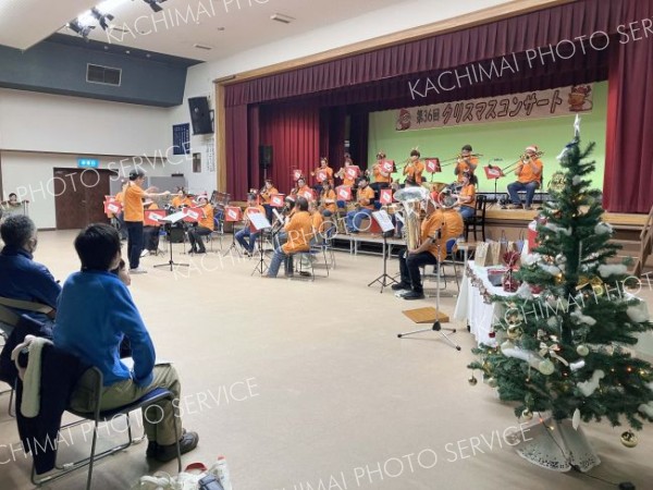 明るい雰囲気に包まれた吹奏楽ステージ