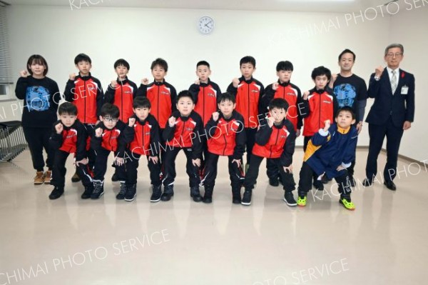 ミニバス少年団が全道大会出場を報告　音更