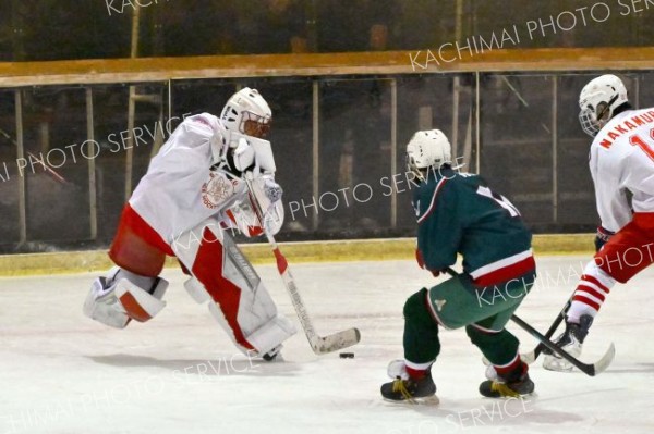 準々決勝・清水―苫小牧東（金野和彦撮影）