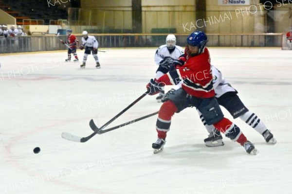 準々決勝・白樺学園―苫小牧中央（金野和彦撮影）