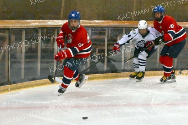 準々決勝・白樺学園―苫小牧中央（金野和彦撮影）