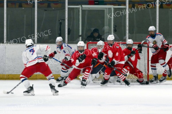 準決勝・清水―駒大苫小牧（金野和彦撮影）
