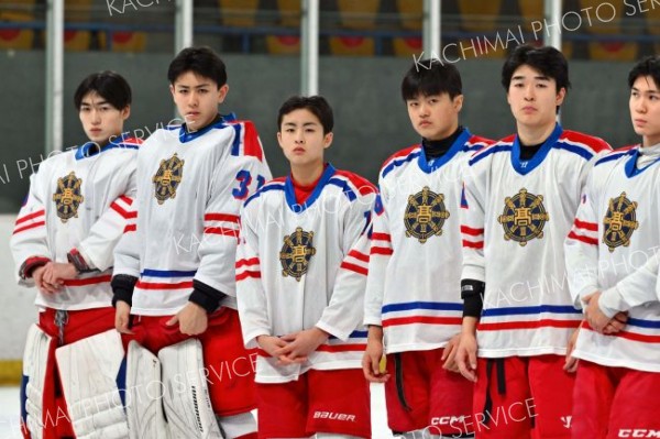 決勝・駒大苫小牧―武修館（金野和彦撮影）