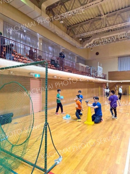 本別、足寄、池田の小学生２８人がさまざまな種目に挑戦した