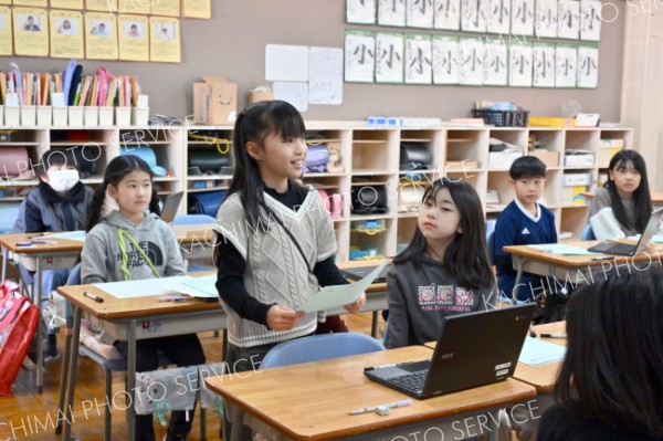 帯広明和小学校始業式（金野和彦撮影）