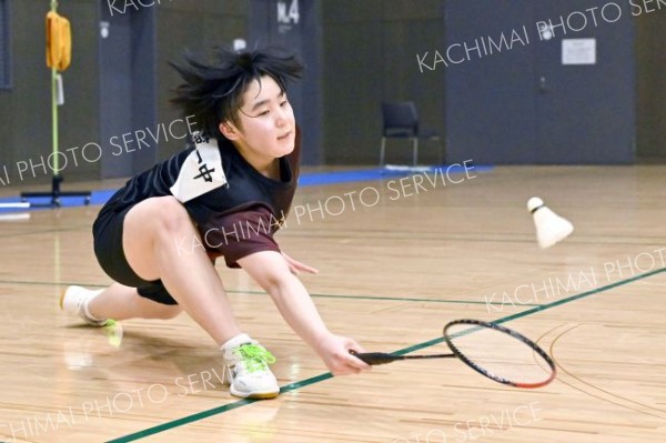 帯一勢活躍　バドミントン道中学生新人選手権