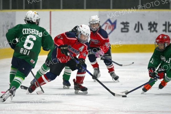 ３位決定戦・清水御影ＩＨ少年団―釧路ユナイテッドＣ（金野和彦撮影）