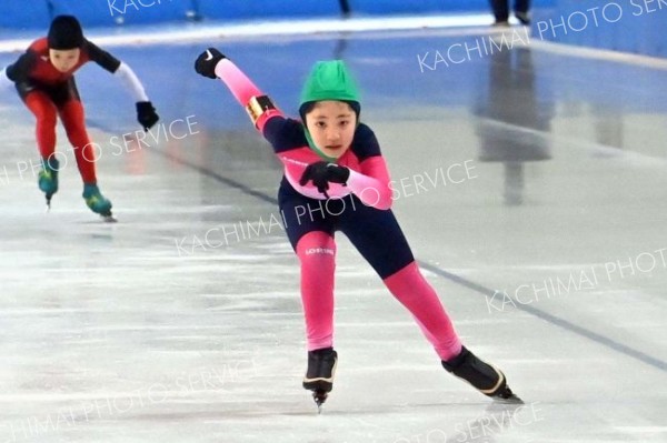 ２年女子２５０メートル予選２組