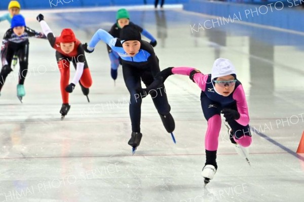 ４年女子５００メートル決勝１組