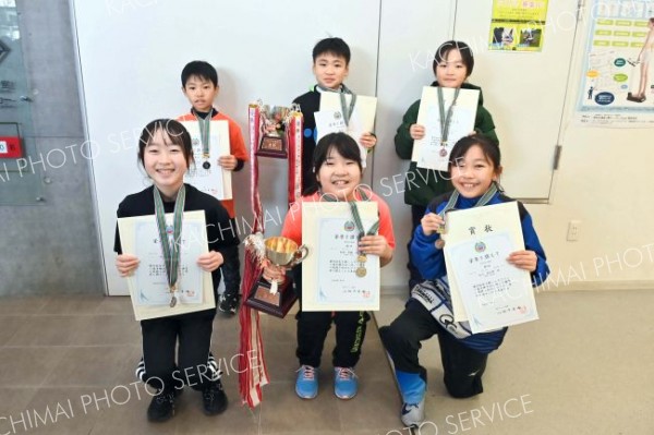 ３年男女上位入賞者。