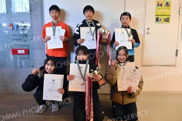 ６年男女上位入賞者。