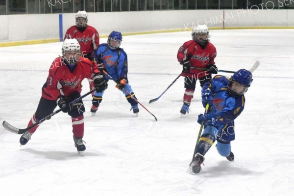 Ｖｏｒｔｅｘ大空が全勝優勝　ＰｅｅＷｅｅアイスホッケー大会