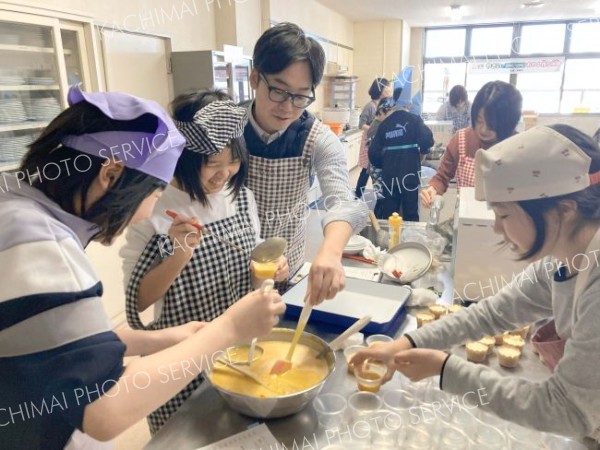 児童が野菜のおやつ作りに挑戦　本別
