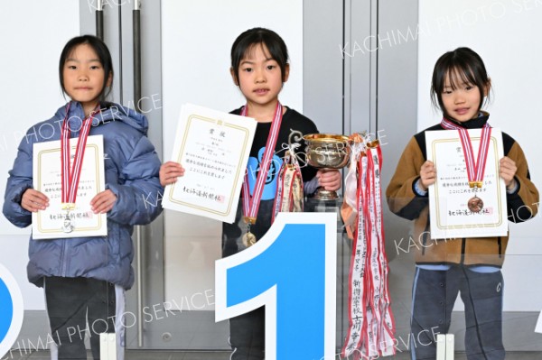 １年女子の上位入賞者。