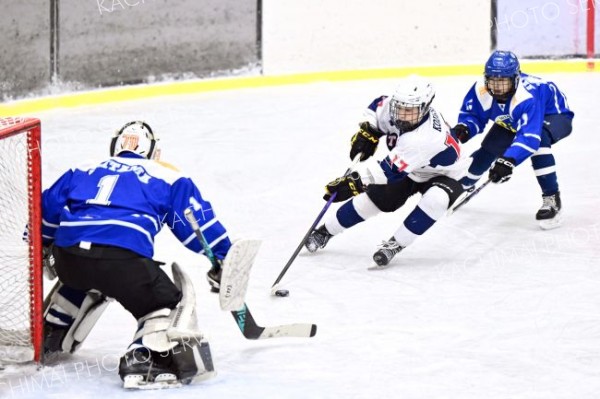 全十勝Ａが初戦大勝　８強入り　全中アイスホッケー 4