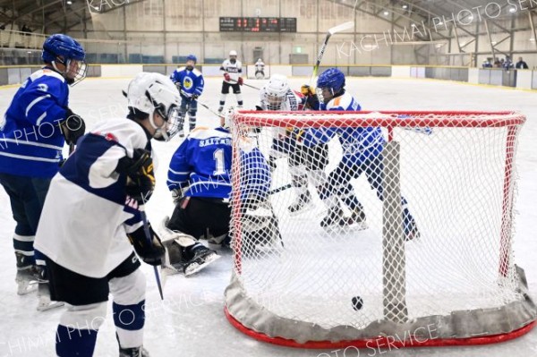全十勝Ａが初戦大勝　８強入り　全中アイスホッケー 6