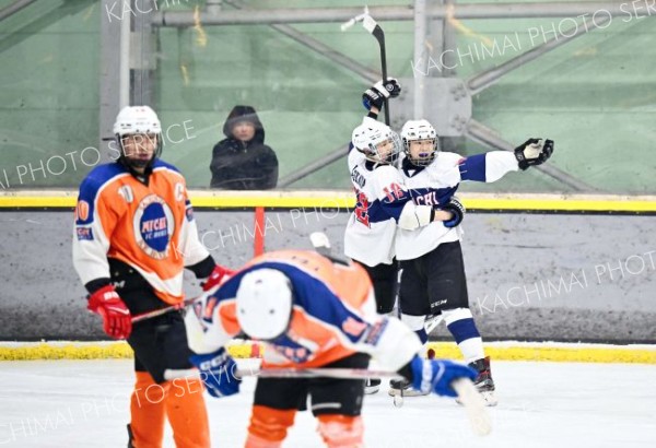 全十勝Ａ　８年ぶり決勝進出ならず　準決勝で釧路鳥取に完封負け　全中アイスホッケー 3