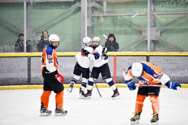 全十勝Ａ　８年ぶり決勝進出ならず　準決勝で釧路鳥取に完封負け　全中アイスホッケー 4