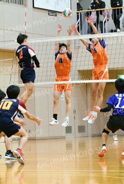 帯南商が女子Ｖ　男子は白樺学園連覇　道高校バレー新人戦十勝予選 7