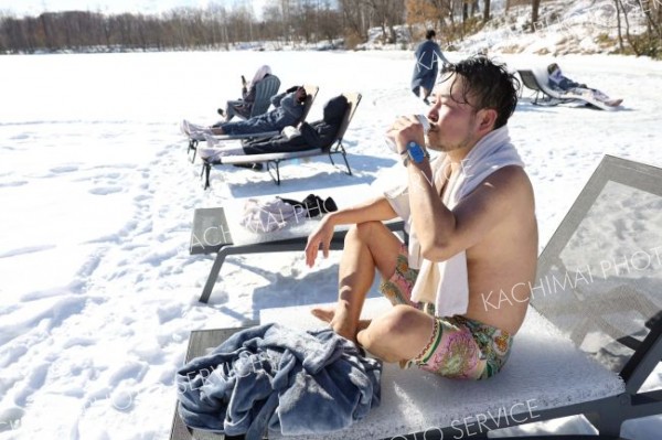 雄大な十勝の自然を眺めながら、ノンアルコールビールをごくり。このひとときがたまらない