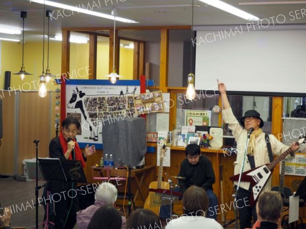 ご当地ソングで会場一体　上士幌で音楽祭