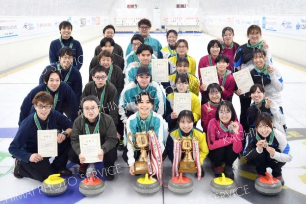 入賞したチーム。