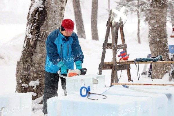 今年はどんな氷彫刻ができる？！　「全国氷彫刻展冬季帯広大会」スタート