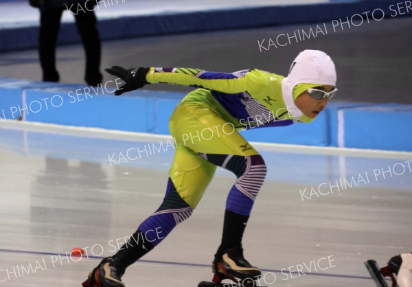 女子は清水制す　帯広市児童スピードスケート選手権