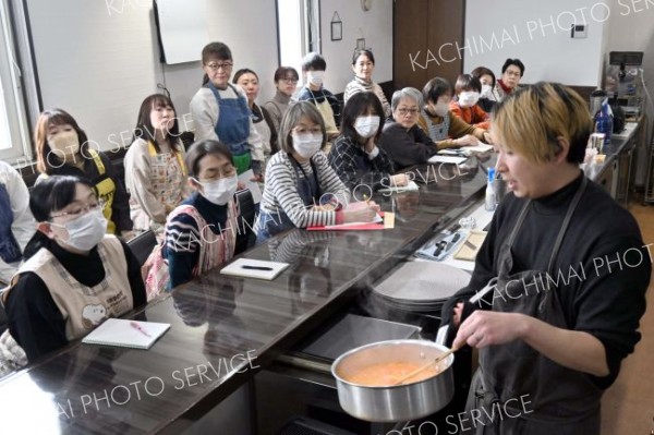 芽室町で地産地消料理教室　地元のフレンチシェフが講師