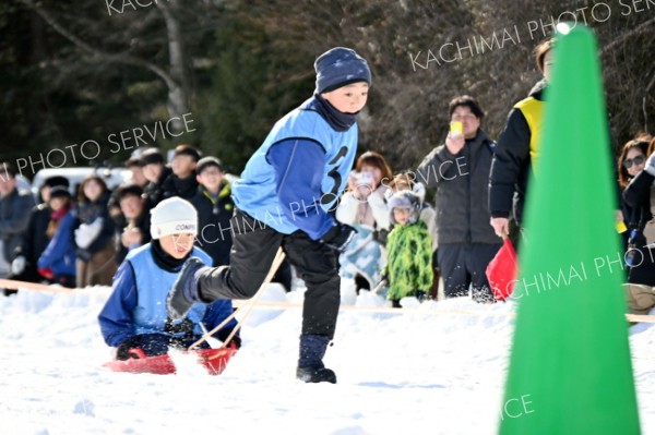 真冬の熱戦を繰り広げた「十勝子ども雪上ばんば」