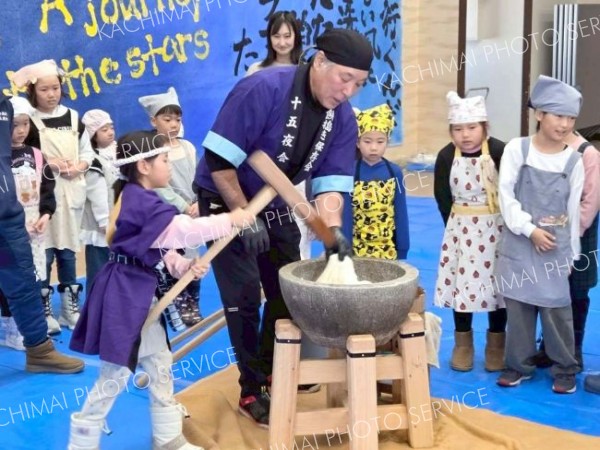 本別で餅つき体験 3